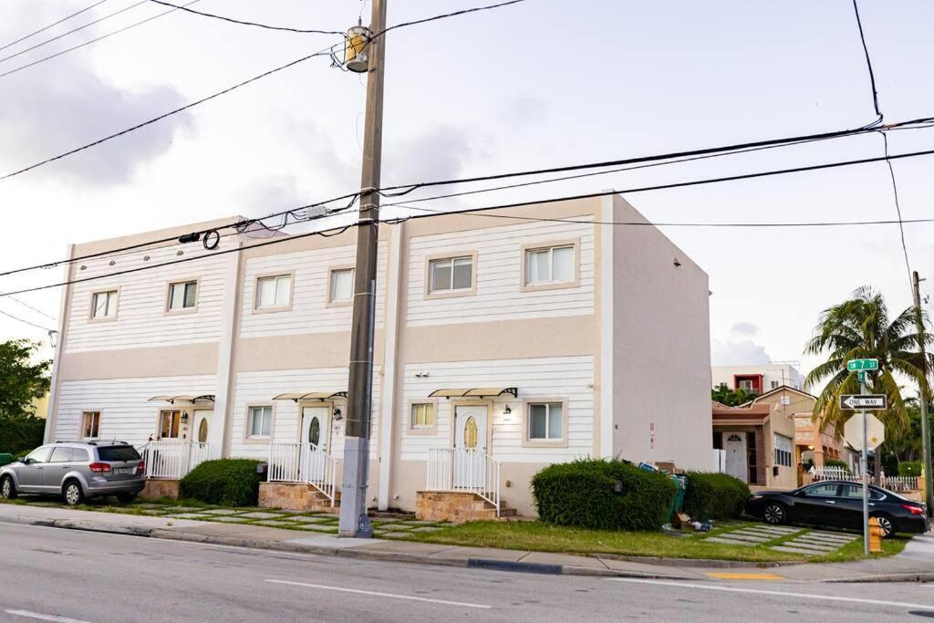 Comfortable 4Br Townhome At Calle 8 Miami Exteriér fotografie