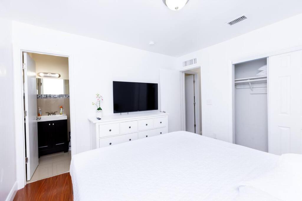 Comfortable 4Br Townhome At Calle 8 Miami Exteriér fotografie